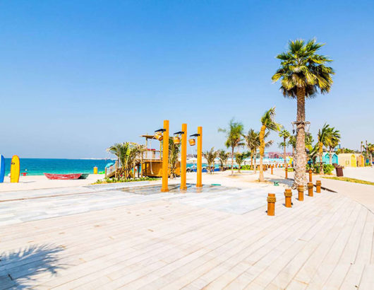 La Mer Beach