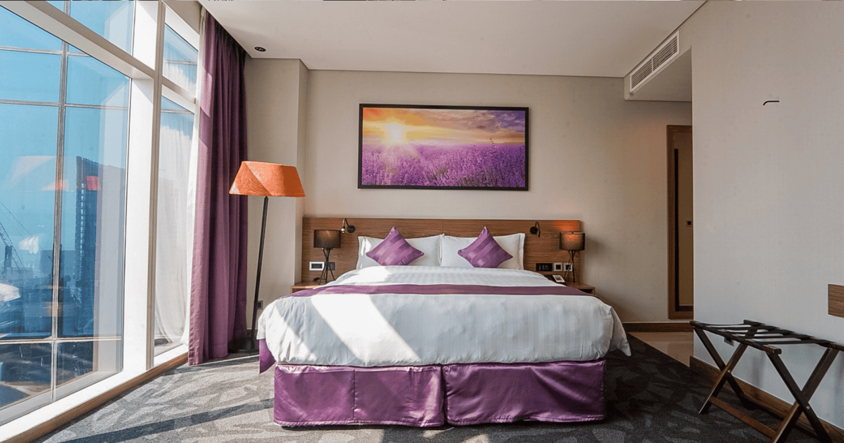 Standard Room with Canal View Dubai